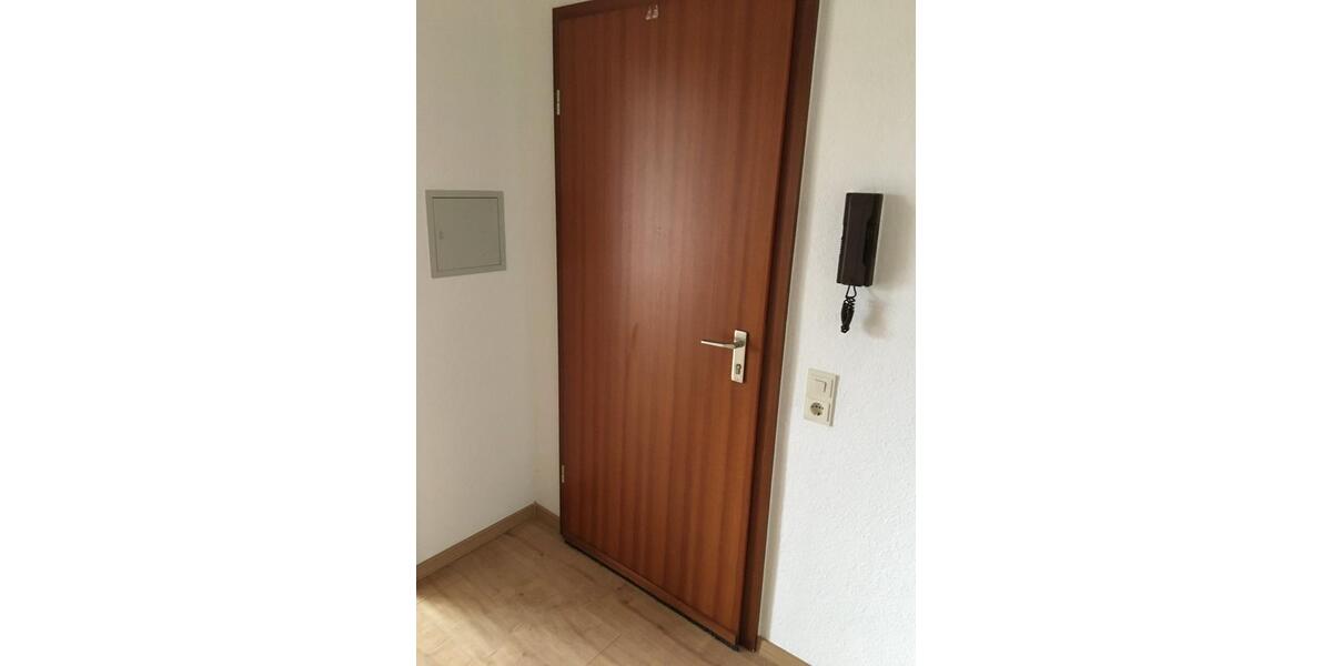 Etagenwohnung Moers - 2 Zimmer, 65 m&sup2;, 630&euro; | Angebot:26375168