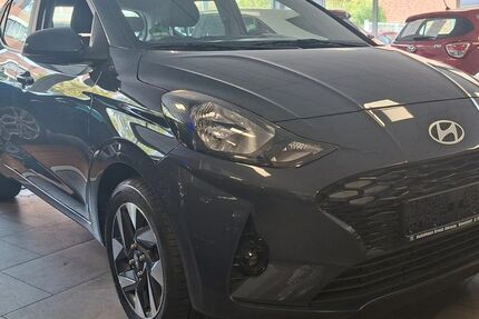 Hyundai i10 9.813 km 13.750 &euro; Duisburg 47269