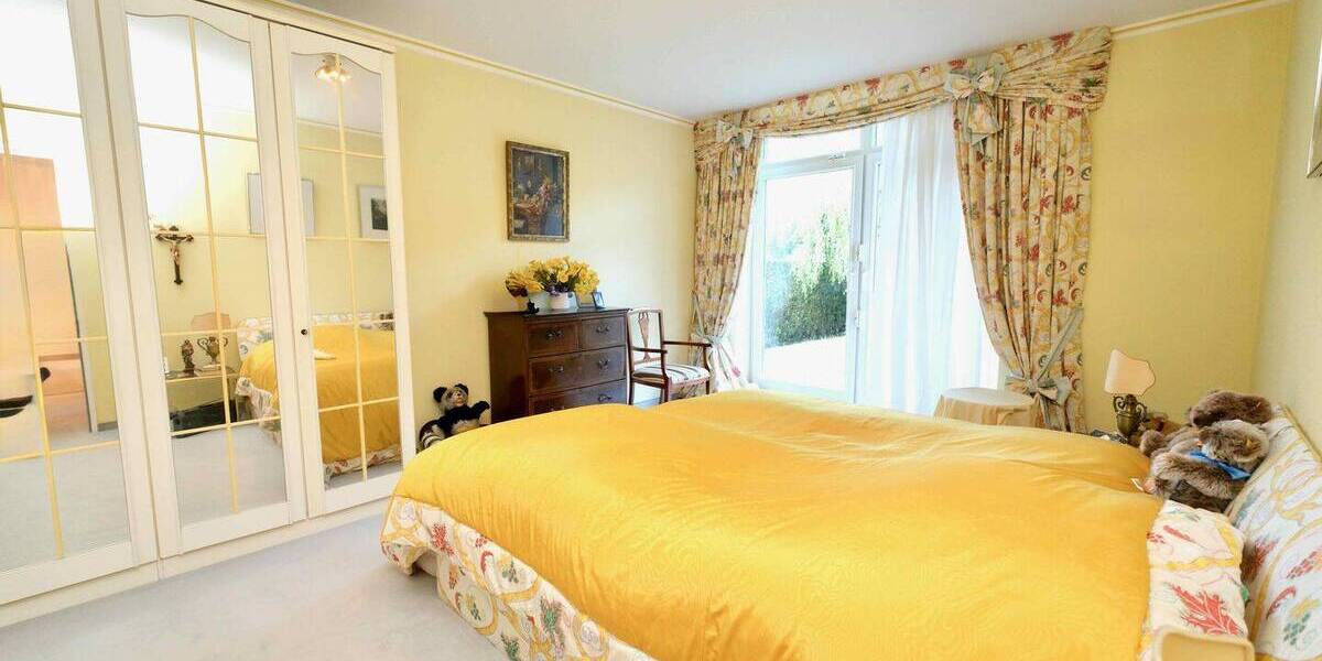 Etagenwohnung Meerbusch Büderich - 3 Zimmer, 121 m&sup2;, 649.000&euro; | Angebot:23972046