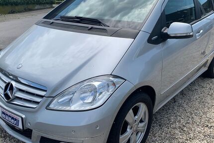 Mercedes-Benz A 160 59.061 km 8.990 &euro; Issum/Ortsteil Oermten 47661
