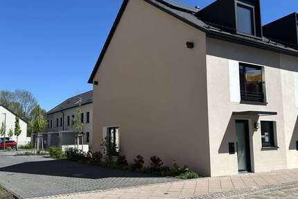 Haus zum Mieten in Luckenwalde 1.479 € 145 m²