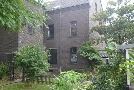 Wohnung Duisburg Mittelmeiderich - 3 Zimmer, 1 m&sup2;, 700&euro; | Angebot:25292820