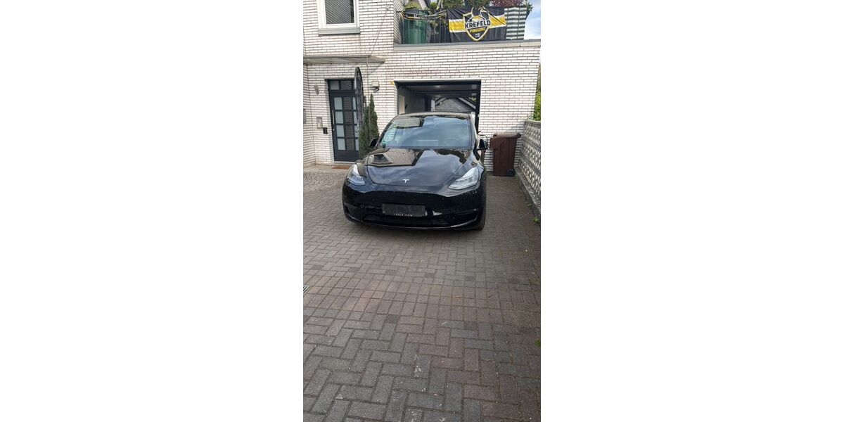 Tesla Model Y 68.500 km 38.900 &euro; Krefeld 47804