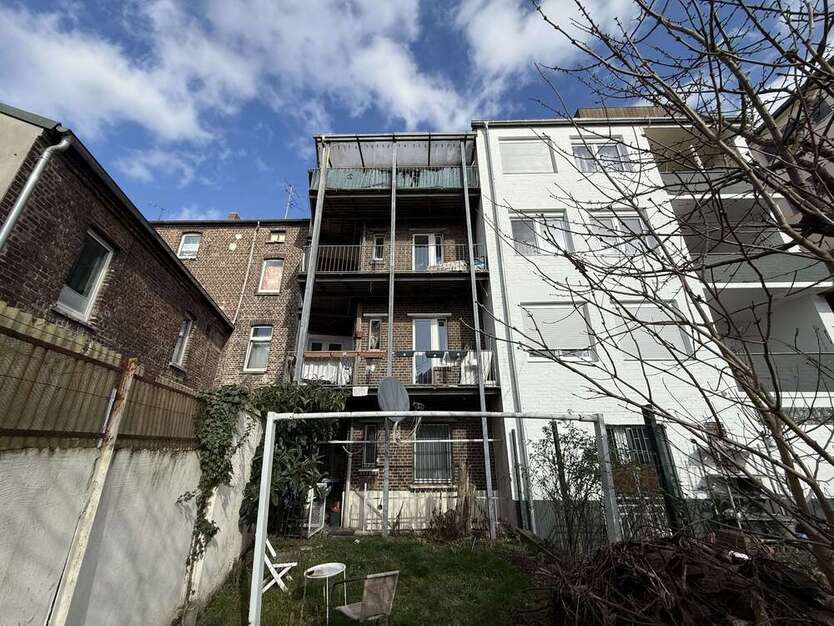 Haus zum Kaufen in Neuss 649.000 € 322 m²