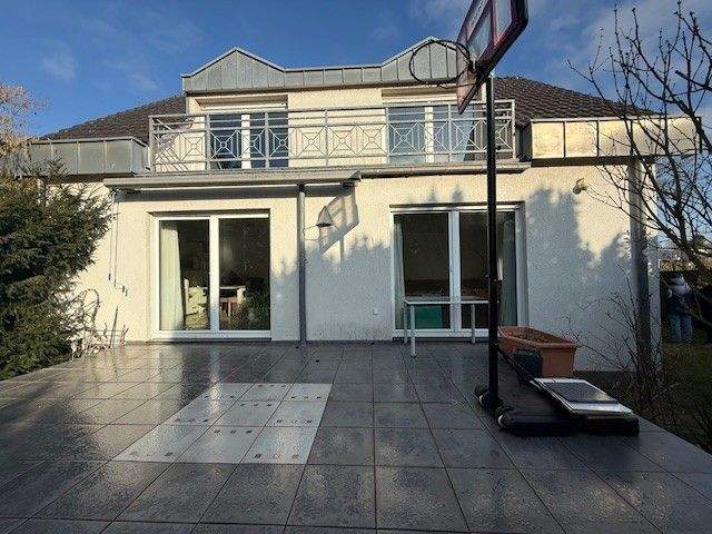 Einfamilienhaus Meerbusch Büderich - 4 Zimmer, 140 m&sup2;, 849.000&euro; | Angebot:24597388