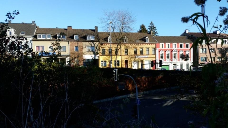 Erdgeschoßwohnung Mülheim an der Ruhr - 5 Zimmer, 108 m&sup2;, 999&euro; | Angebot:25478962