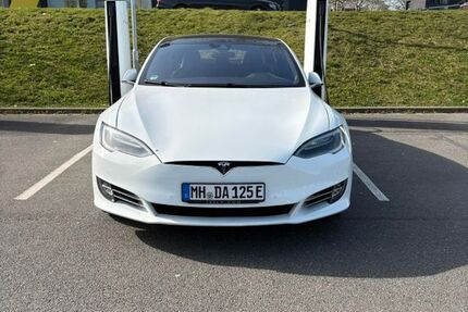 Tesla Model S 242.000 km 21.000 &euro; Mülheim 45475