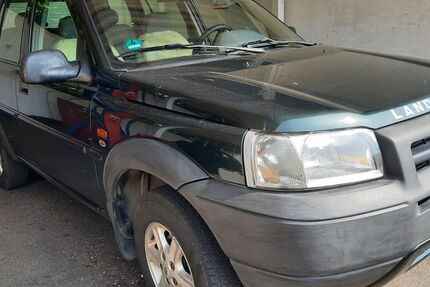 Land Rover Freelander 212.000 km 2.950 &euro; Essen 45276