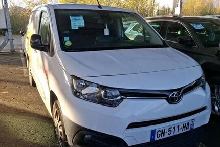 Toyota Proace City 124.000 km 16.990 &euro; Gelsenkirchen 45884