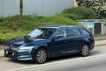 Skoda Superb 52.000 km 21.800 &euro; Essen 45147