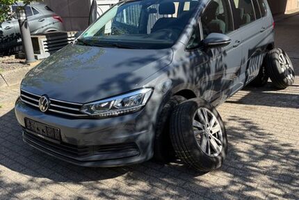 VW Touran 139.670 km 19.500 &euro; Ratingen 40880
