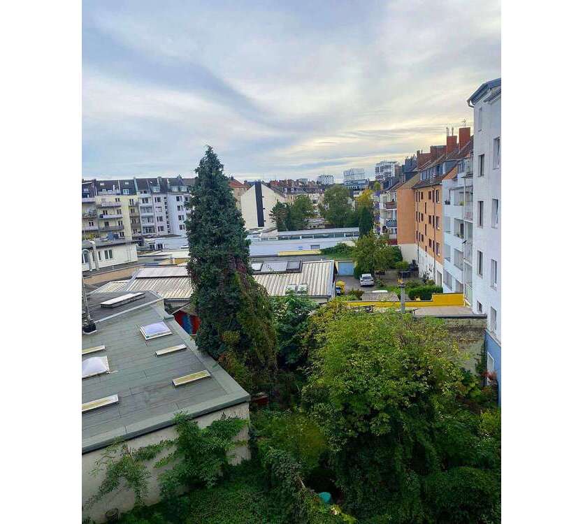 Wohnung zum Kaufen in Düsseldorf 320.000 € 80 m²