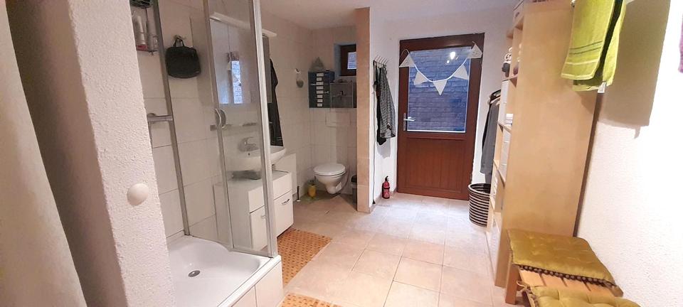 Reihenhaus Krefeld Gartenstadt - 7 Zimmer, 163 m&sup2;, 1.630&euro; | Angebot:24817348