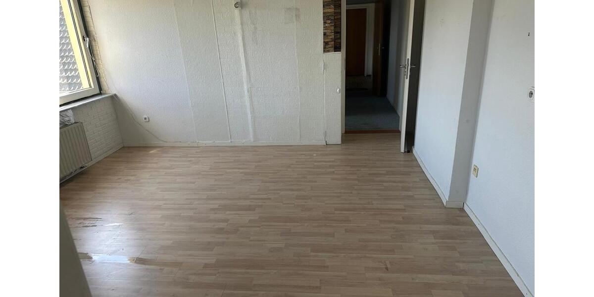 Etagenwohnung Krefeld Cracau - 2 Zimmer, 48 m&sup2;, 390&euro; | Angebot:26380188