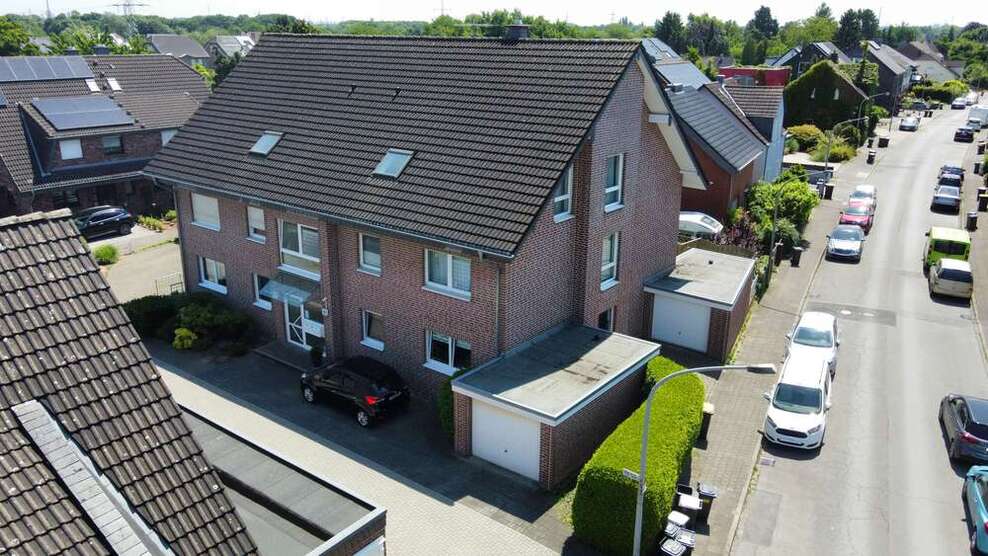 Wohnung zum Kaufen in Duisburg 225.000 € 82 m² 3 zimmer