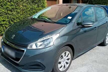 Peugeot 208 98.000 km 5.050 € Mettmann 40822