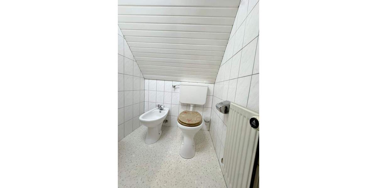 Mehrfamilienhaus, Wohnhaus Oberhausen Sterkrade-Nord - 9 Zimmer, 254 m&sup2;, 759.000&euro; | Angebot:25709919