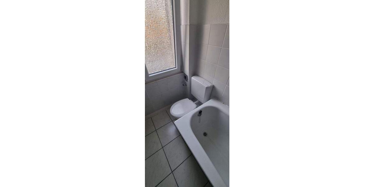 Etagenwohnung Mülheim an der Ruhr Mitte - 2 Zimmer, 49 m&sup2;, 350&euro; | Angebot:24636720