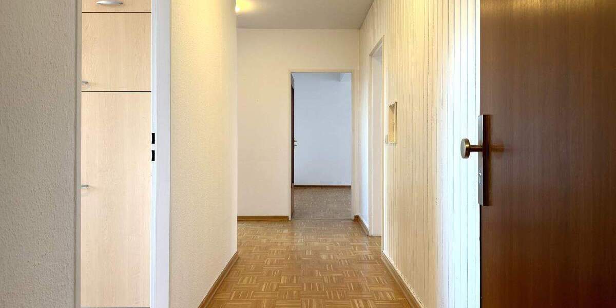 Etagenwohnung Krefeld Stadtmitte - 3 Zimmer, 75 m&sup2;, 650&euro; | Angebot:25689242