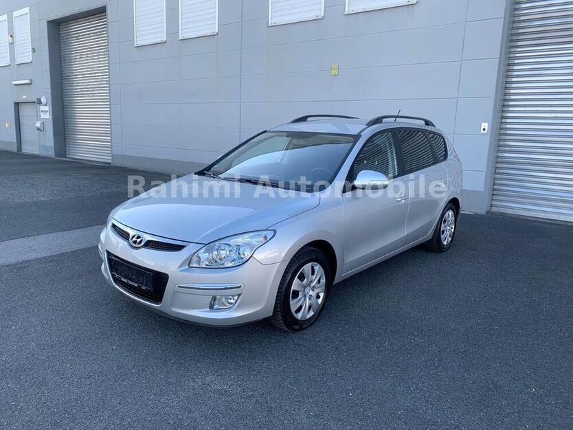 i30