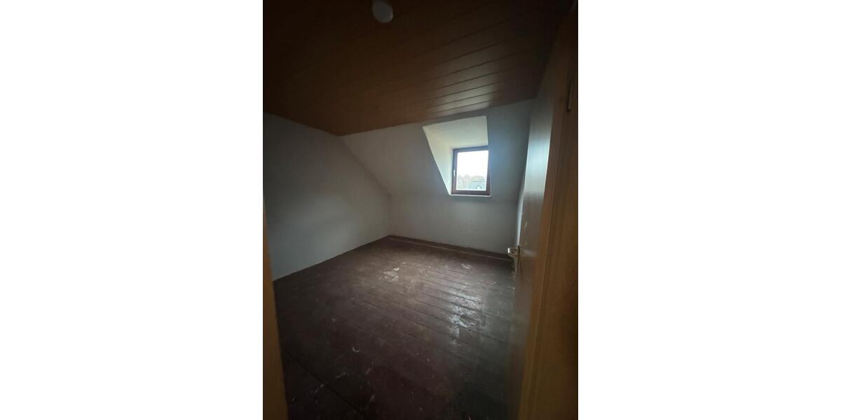 Einfamilienhaus Duisburg Hamborn - 1 Zimmer, 80 m&sup2;, 950&euro; | Angebot:26443104