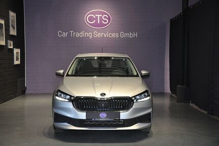 Skoda Fabia 52.413 km 11.599 &euro; Düsseldorf 40476
