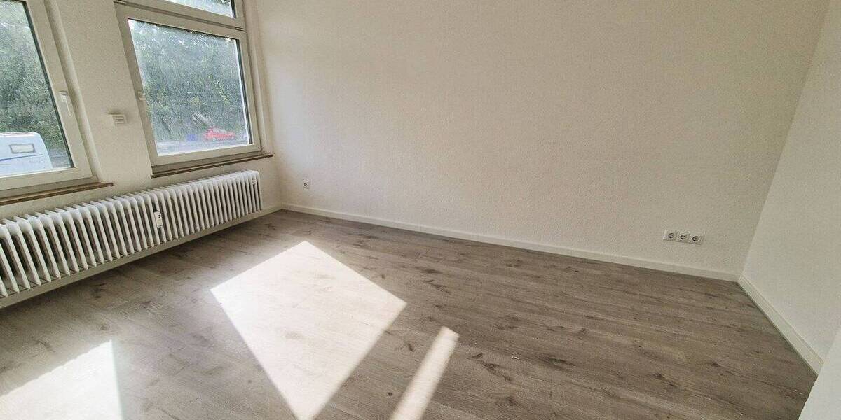 Gewerbeobjekt Gelsenkirchen Beckhausen - 3 Zimmer, 84 m&sup2;, 555&euro; | Angebot:26787076