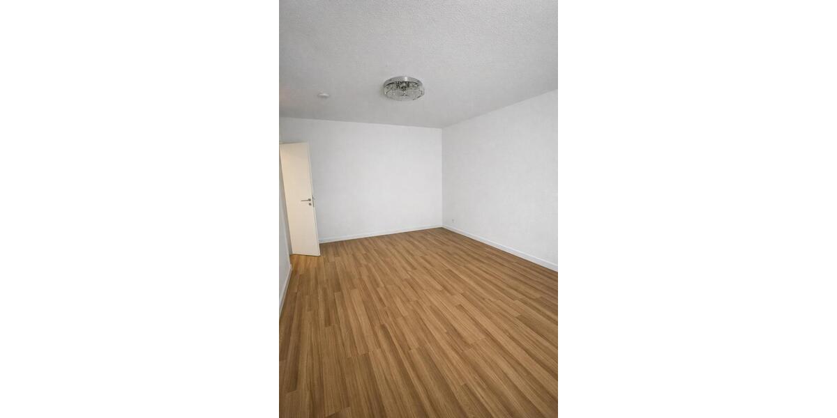 Erdgeschoßwohnung Gladbeck - 3 Zimmer, 84 m&sup2;, 550&euro; | Angebot:25394215