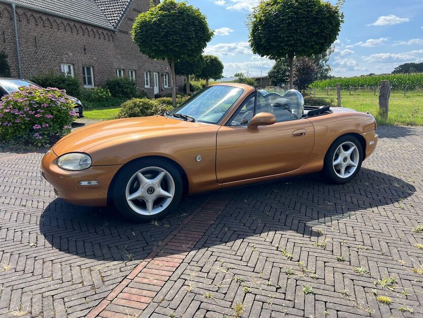 Mazda MX-5 125.000 km 5.500 € Neukirchen-Vluyn 47506