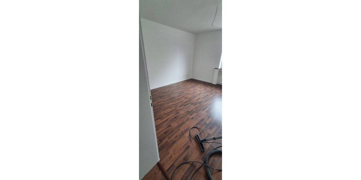 Etagenwohnung Oberhausen Osterfeld-West - 3 Zimmer, 69 m&sup2;, 570&euro; | Angebot:26882594