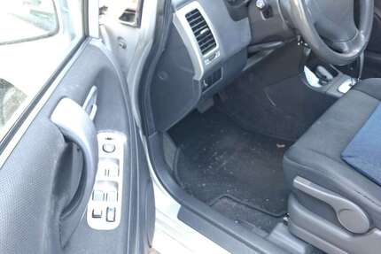 Suzuki Liana 212.000 km 1.750 &euro; Duisburg 47178