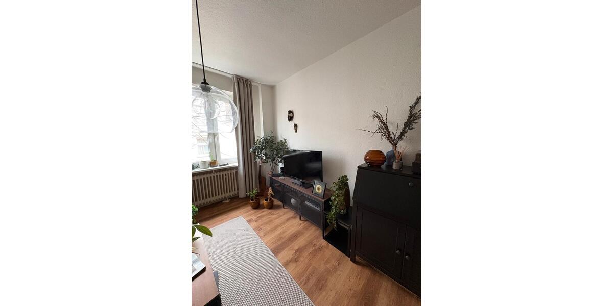 Etagenwohnung Düsseldorf Oberbilk - 2 Zimmer, 50 m&sup2;, 675&euro; | Angebot:25079943