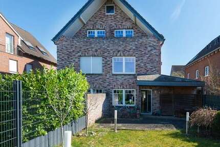 Haus Meerbusch Kierst - 8 Zimmer, 195 m&sup2;, 740.000&euro; | Angebot:26114364