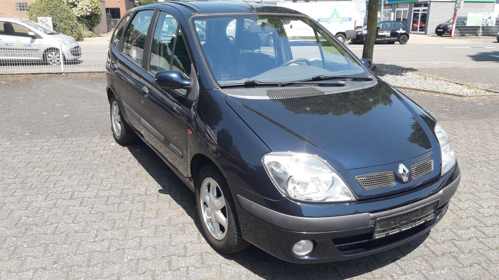 Renault Scenic 189.000 km 1.999 &euro; Krefeld 47829