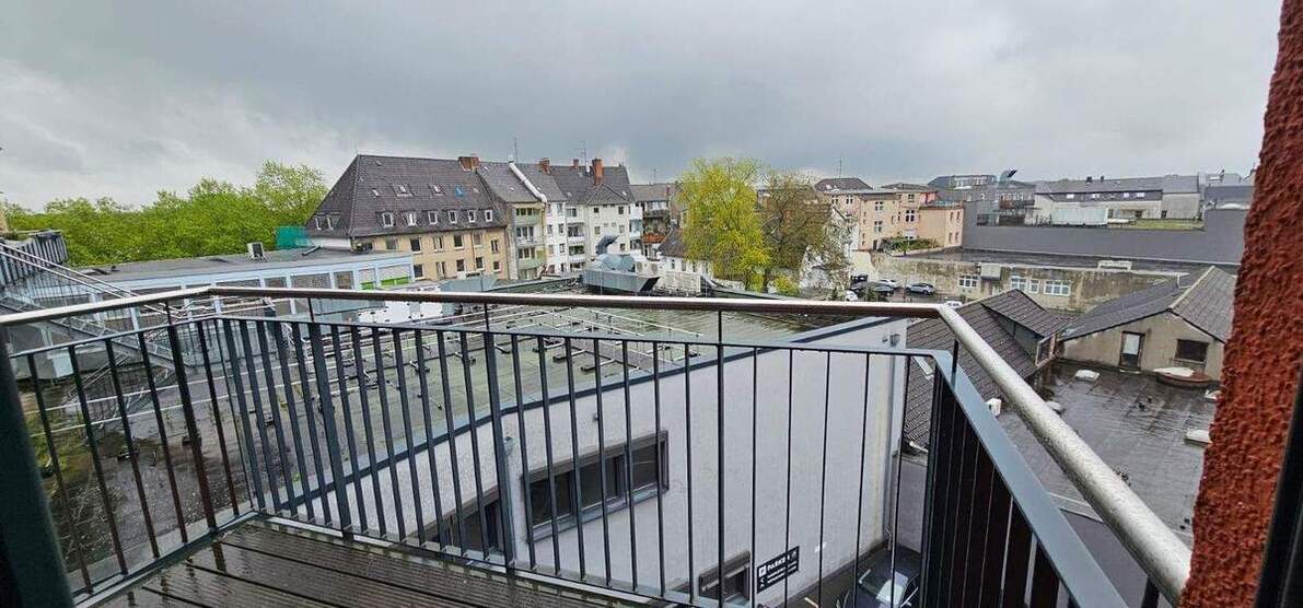 Sehr schöne sanierte 2 Zimmer Wohnung mit Balkon in Moers zu vermieten 2 zimmer