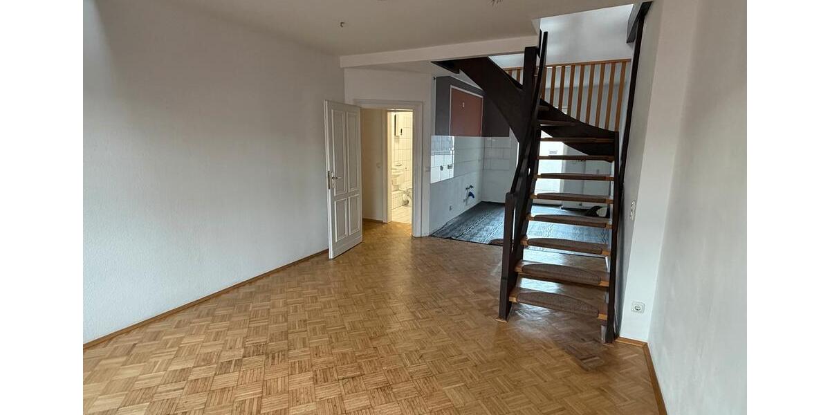 Maisonettenwohnung Essen Huttrop - 4 Zimmer, 102 m&sup2;, 850&euro; | Angebot:25612777