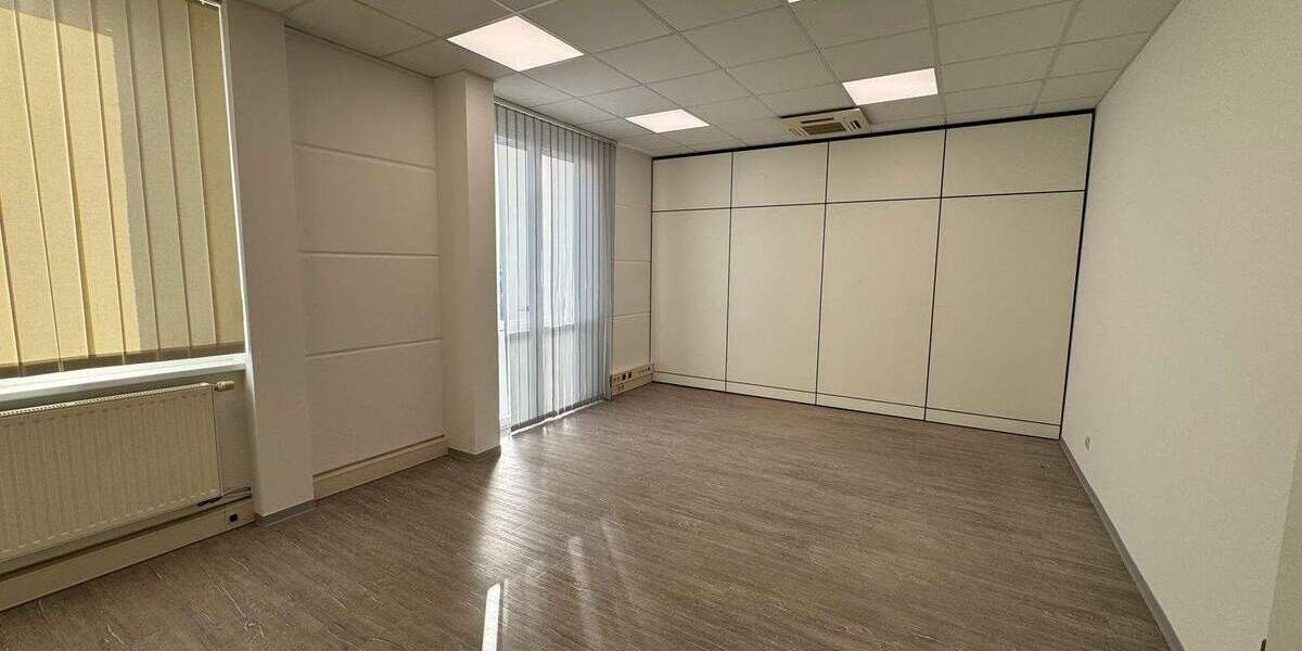 Gewerbeobjekt Willich Münchheide - 7 Zimmer, 246 m&sup2;, 2.460&euro; | Angebot:24789280