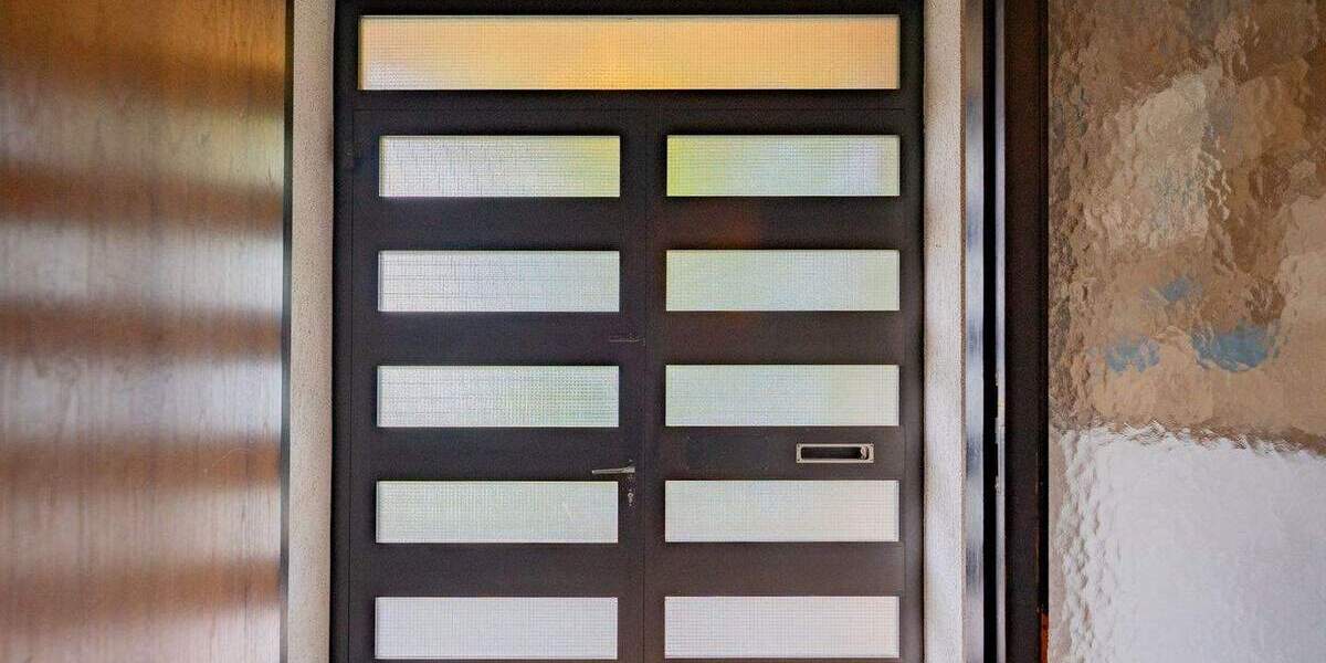 Einfamilienhaus Krefeld Inrath/Kliedbruch - 7 Zimmer, 166 m&sup2;, 549.000&euro; | Angebot:24504215