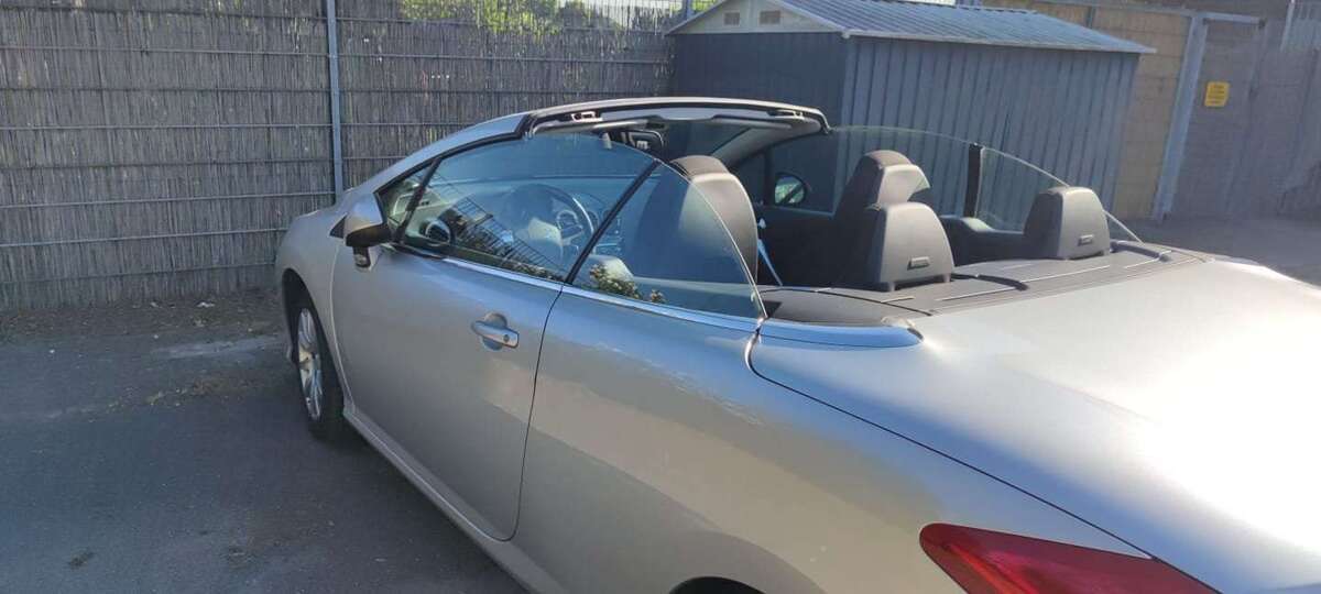 Peugeot 308 99.000 km 4.950 € kempen 47906