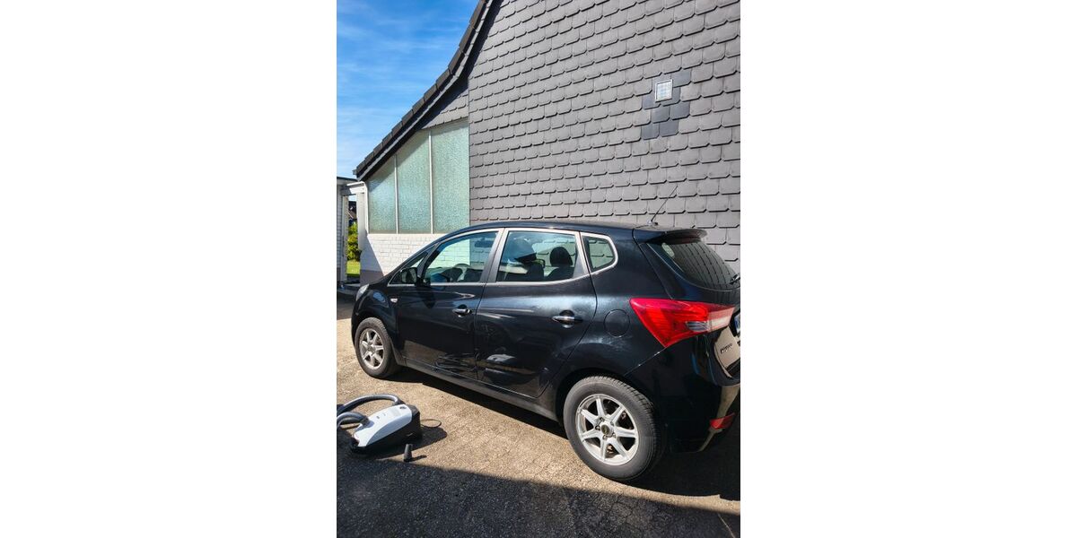 Hyundai ix20 197.300 km 4.699 &euro; Oberhausen 46149