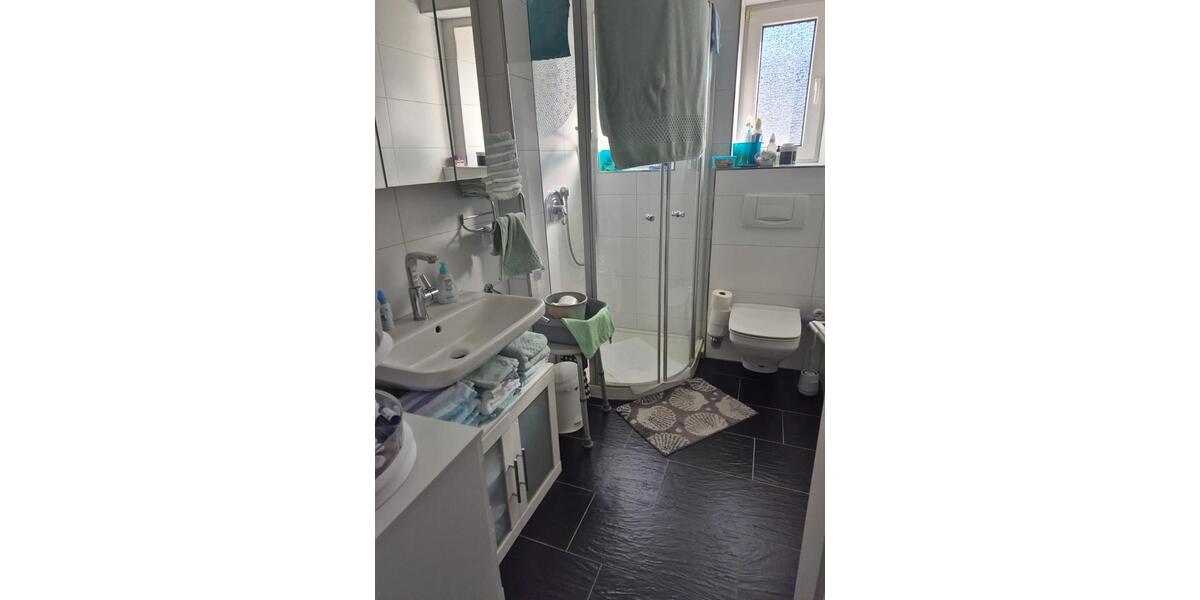 Erdgeschoßwohnung Essen Stadtbezirk III - 2 Zimmer, 83 m&sup2;, 780&euro; | Angebot:26380168