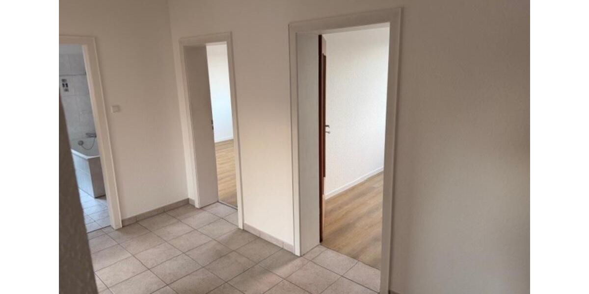 Etagenwohnung Duisburg Hochheide - 3 Zimmer, 79 m&sup2;, 850&euro; | Angebot:25305729