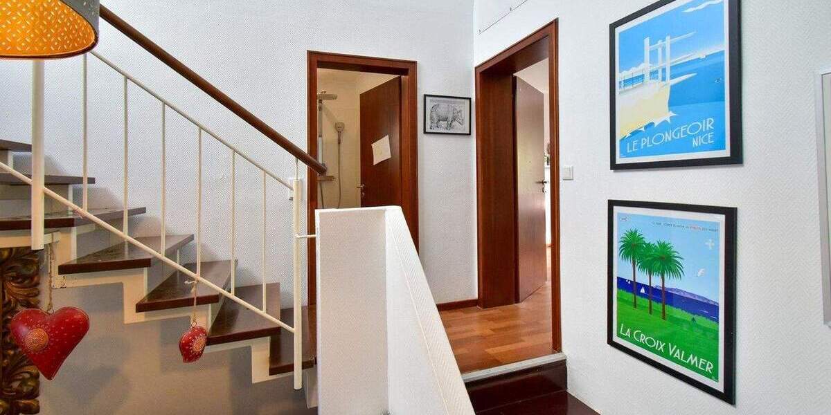 Einfamilienhaus Duisburg / Huckingen Huckingen - 7 Zimmer, 243 m&sup2;, 999.000&euro; | Angebot:25360366