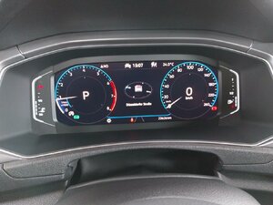 T-Roc Active 1.5 TSI ACC Navi PDC SHZ