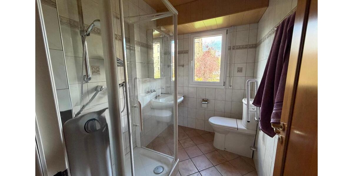 Mehrfamilienhaus, Wohnhaus Krefeld Dießem - 360.000&euro; | Angebot:26423534