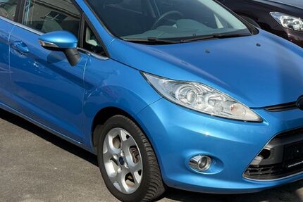 Ford Fiesta 176.800 km 2.650 &euro; Düsseldorf 40231