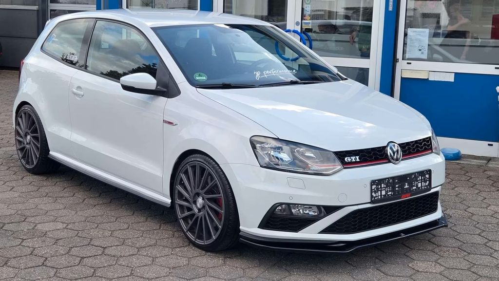 VW Polo 94.600 km 13.499 &euro; Schermbeck 46514