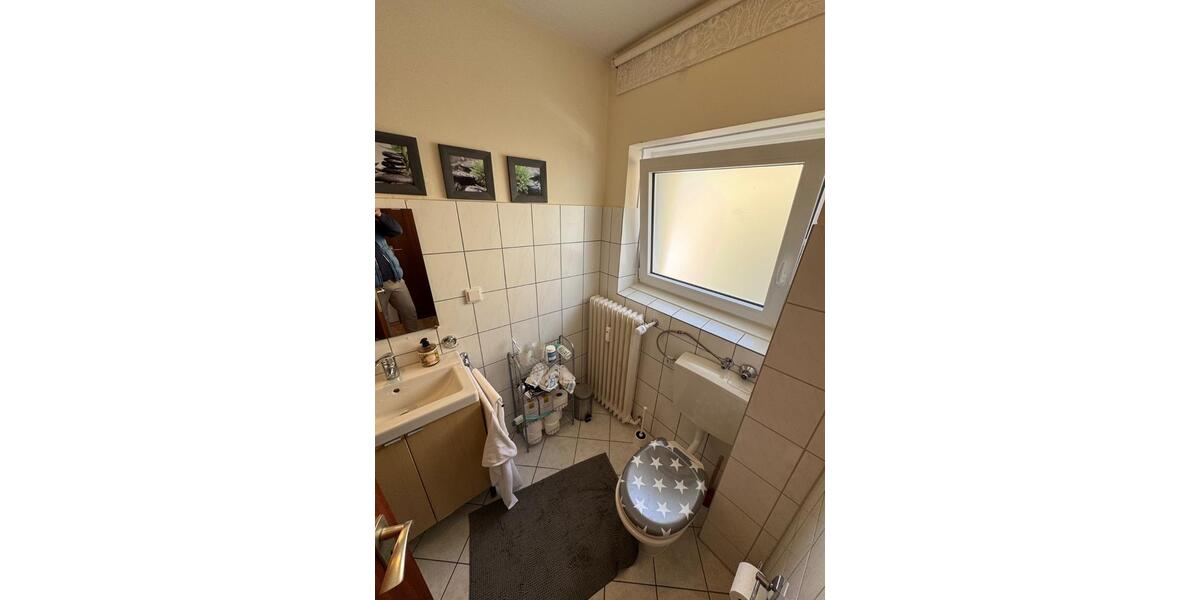 Etagenwohnung Essen Stadtbezirk II - 4 Zimmer, 92 m&sup2;, 1.450&euro; | Angebot:26312444