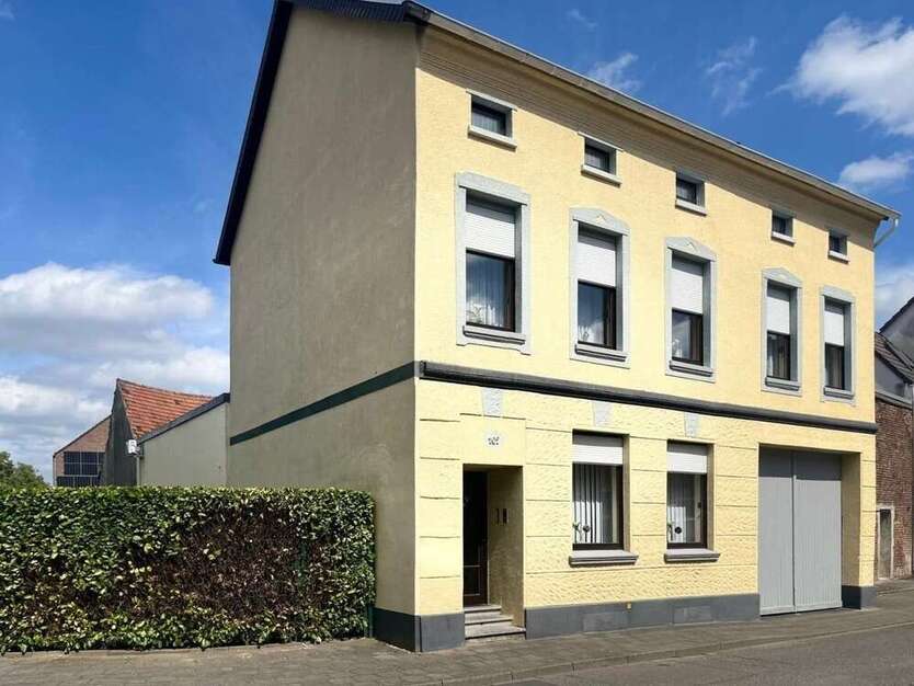 Haus zum Kaufen in Mönchengladbach 373.000 € 205 m²