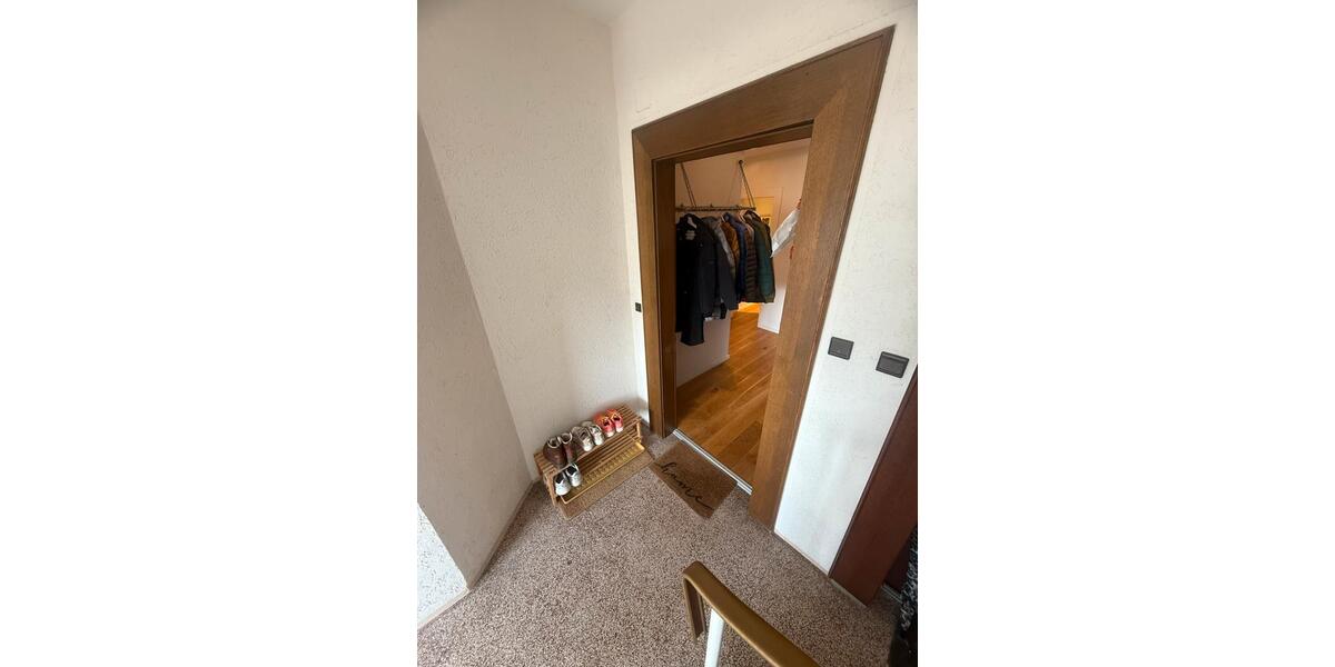 Einfamilienhaus Düsseldorf Niederkassel - 3.5 Zimmer, 113 m&sup2;, 2.999&euro; | Angebot:24638005